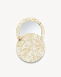 Circle Mirror