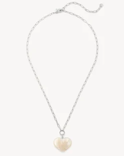 Midi Heart Pendant Necklace